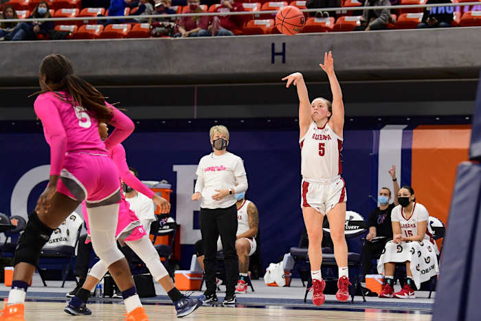 Hannah Barber and Kristy Curry wbb aub vs ala 20210214 SL1_9935 edited